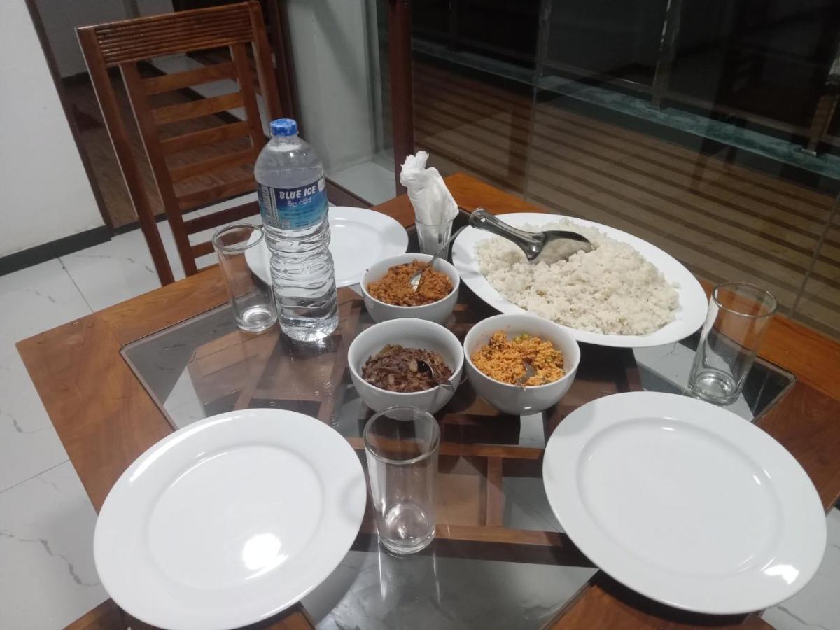 Holiday Villa تريكونامالاي المظهر الخارجي الصورة