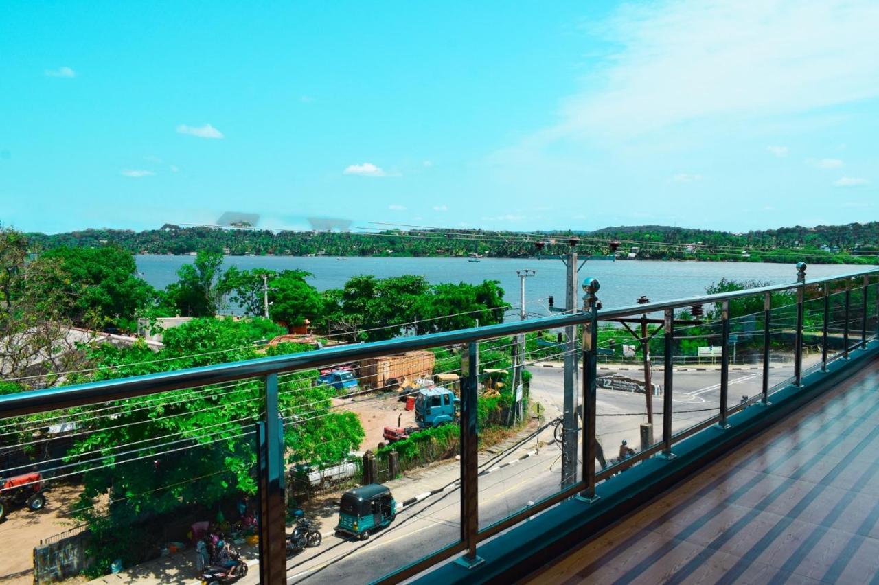 Holiday Villa تريكونامالاي المظهر الخارجي الصورة