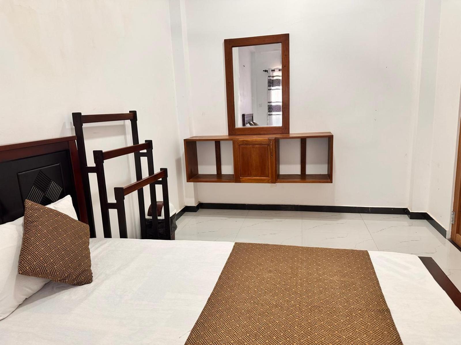 Holiday Villa تريكونامالاي المظهر الخارجي الصورة