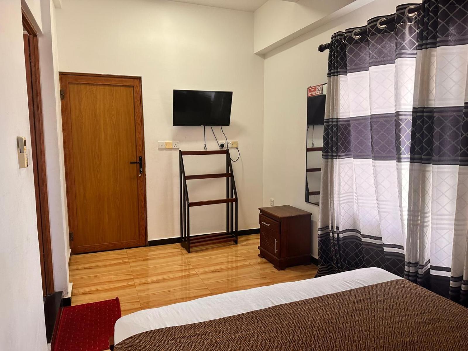 Holiday Villa تريكونامالاي المظهر الخارجي الصورة