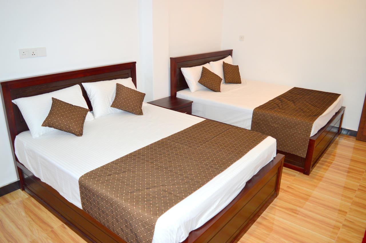 Holiday Villa تريكونامالاي المظهر الخارجي الصورة