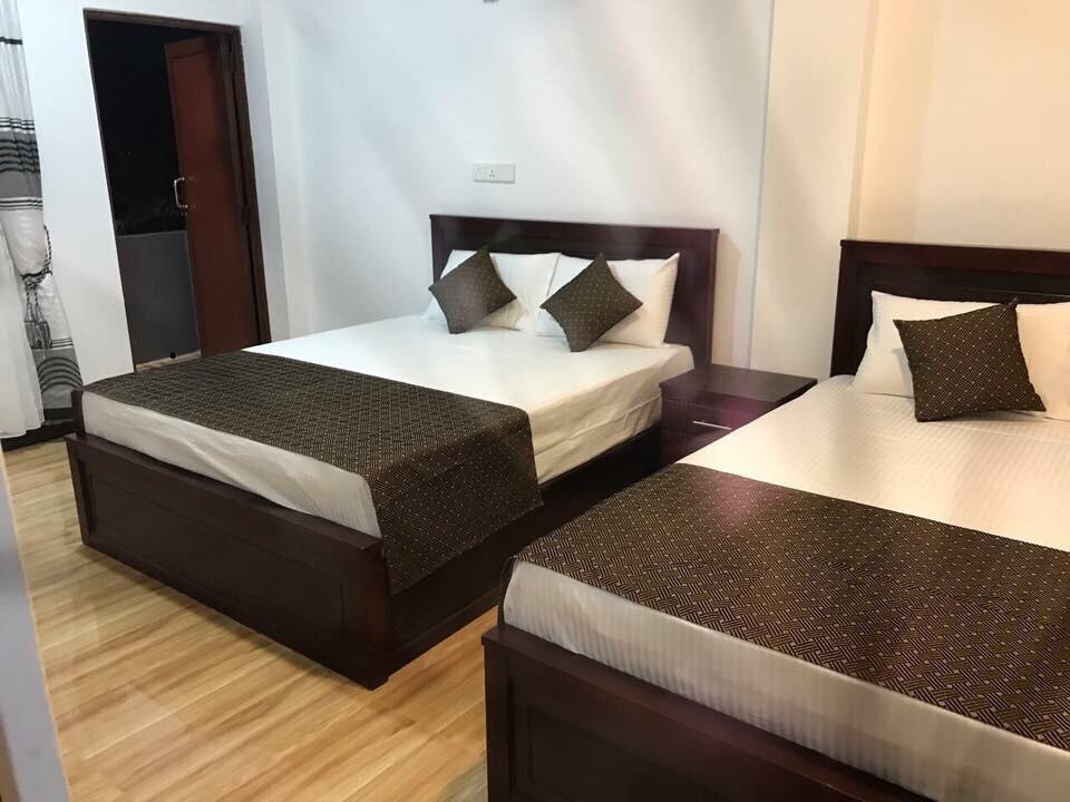 Holiday Villa تريكونامالاي المظهر الخارجي الصورة